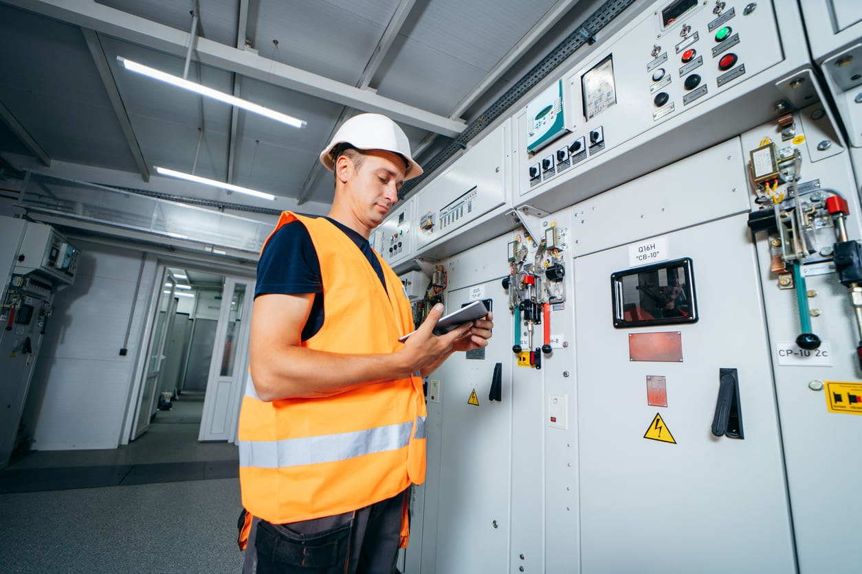 Maintenance Strategies for Electrical Systems in Warehouses